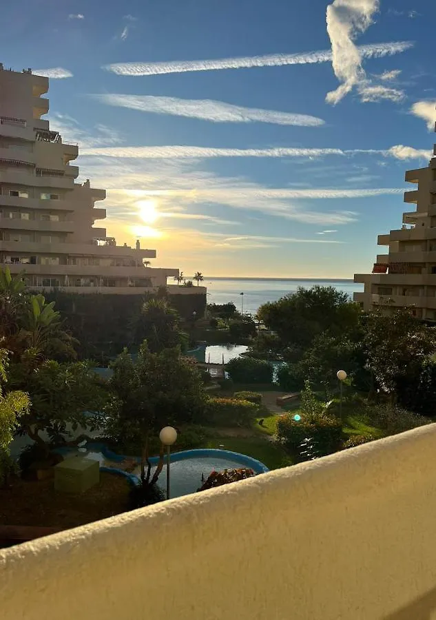 Benalbeach Sea View 24H Entry Benalmádena 0*,
