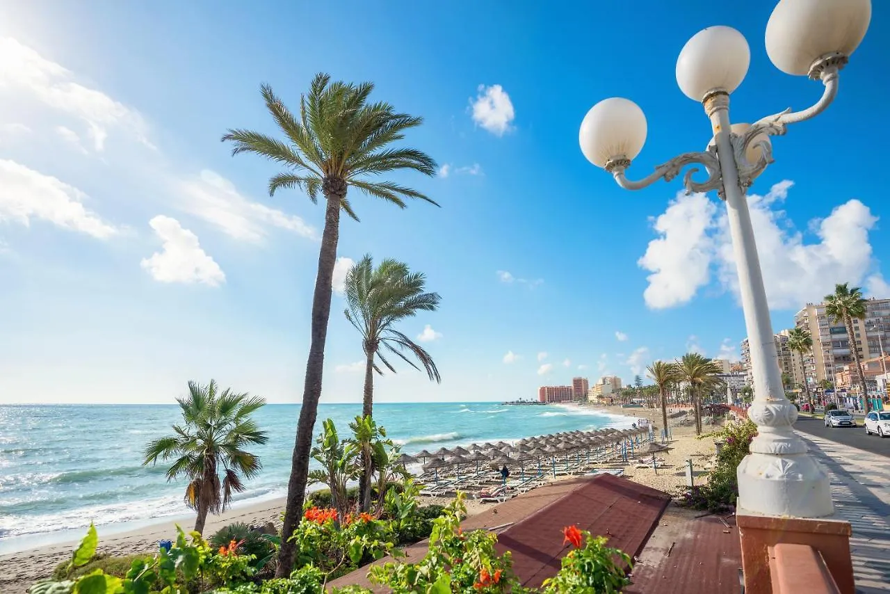 Benalbeach Sea View 24H Entry Benalmádena 0*,